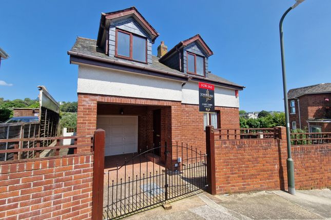 Detached house to rent in Crownhill Rise, Torquay