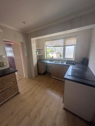 16, Fryatt Street, Barry photo 4