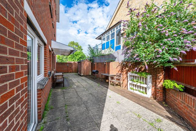 Flat for sale in Church Road, Colliers Wood, Mitcham