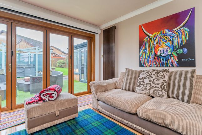 1, Iona Place, Clydebank photo 3