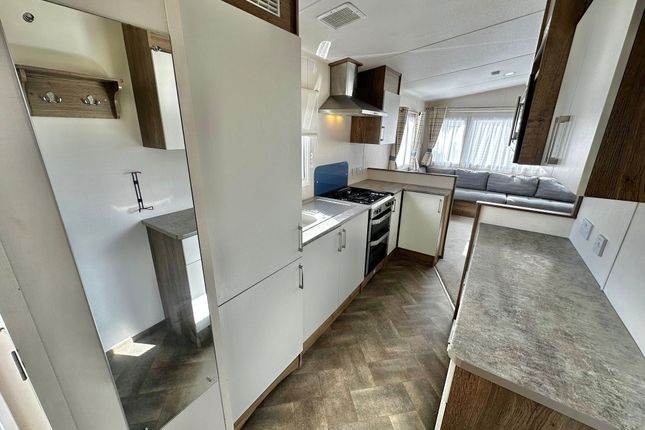 3, St Osyth Beach Holiday Park, Clacton-on-Sea photo 2