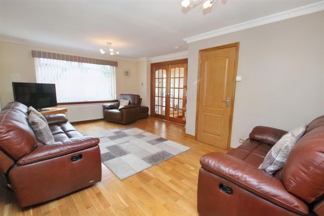5, Murray Road, Carluke photo 4