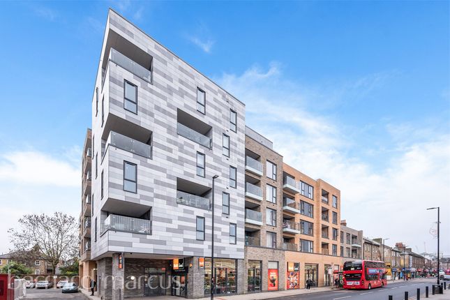 Thumbnail Flat for sale in Times Square, High Street, Sutton