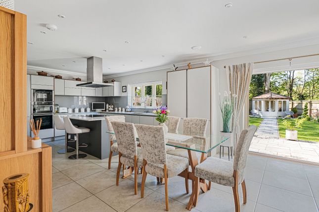 3, Preston Leigh, Cirencester photo 2
