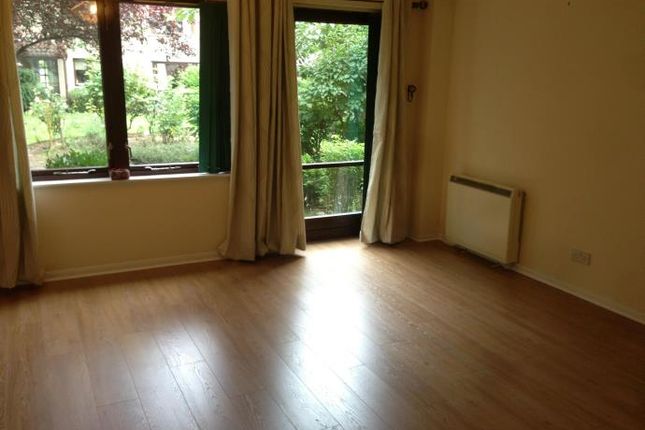 Town house to rent in 13 New Orchardfield, Edinburgh