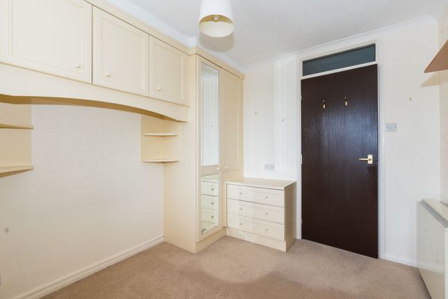 27 Hallam Chase, Sheffield photo 4
