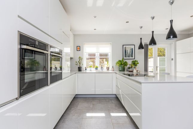 50 Cornes Close, Winchester photo 4