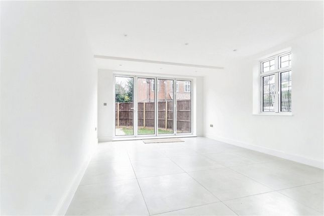 Plot 3, 3c, Kingswood Way, South Croydon photo 3