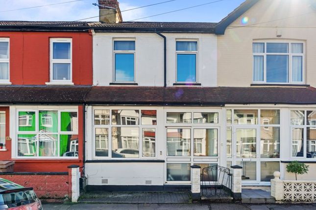 Terraced house for sale in Rectory Road, Sutton
