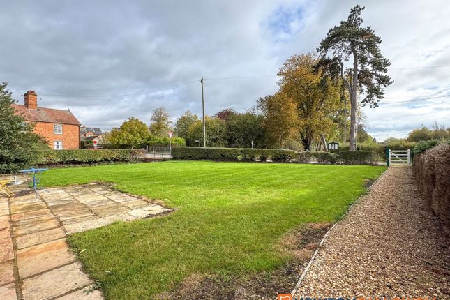 Yonder Cottage Beckingham Road, Lincoln photo 3