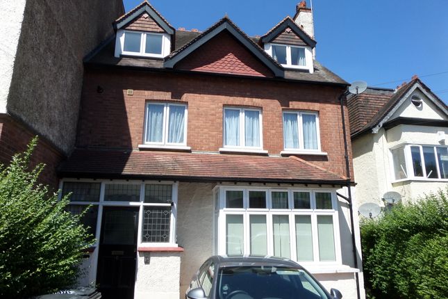 Thumbnail Flat to rent in Kendall Avenue, South Croydon