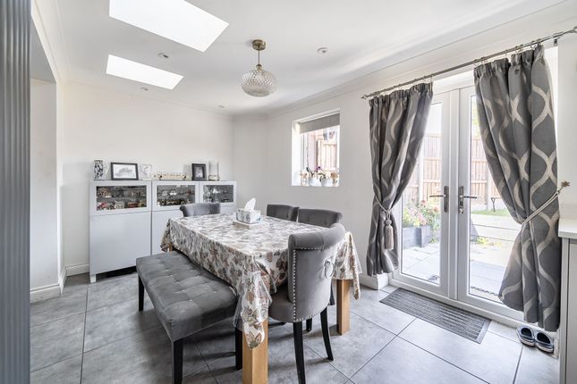 23 Haddon, Milton Keynes photo 4