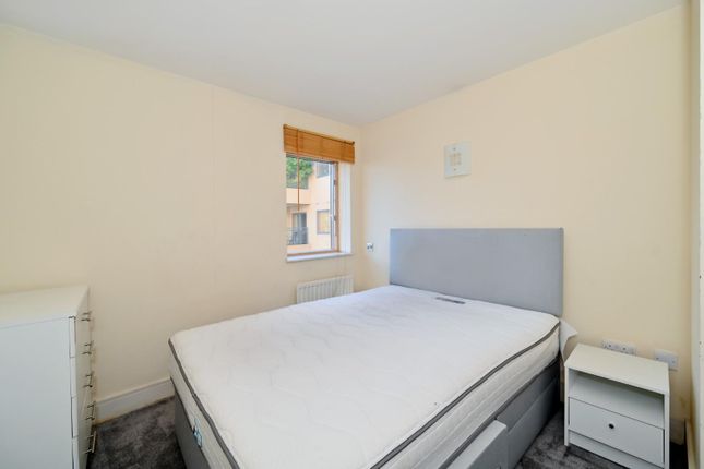 Flat to rent in Richbourne Court, Harrowby Street, Marylebone