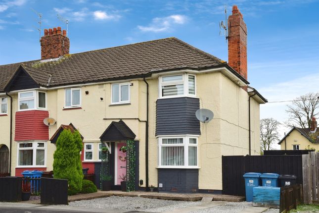 End terrace house for sale in Ampleforth Grove, Hull