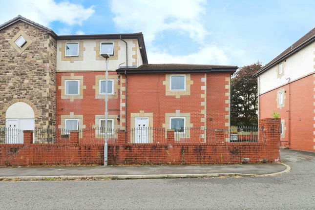 Thumbnail Flat to rent in Church Mews, Deardens Street, Bury