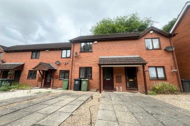 Thumbnail Property to rent in Parkfield Close, Redditch