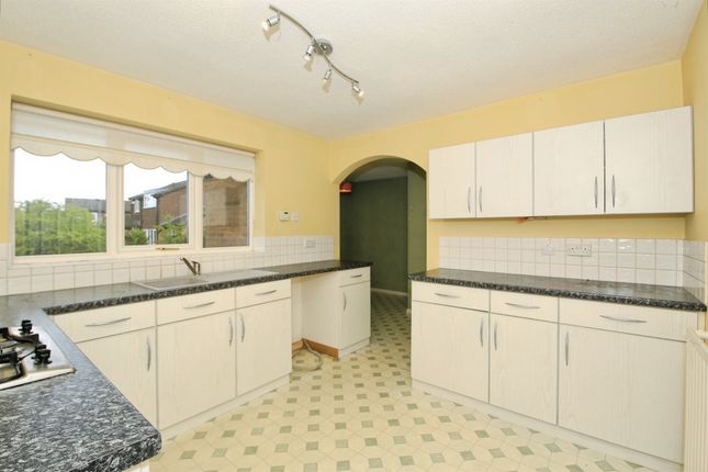 15, Earlswood, PETERBOROUGH photo 2