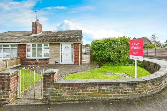 Thumbnail Bungalow for sale in Lydiate Lane, Thornton, Liverpool, Merseyside