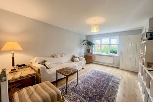 12 Old School Place, Hove photo 2