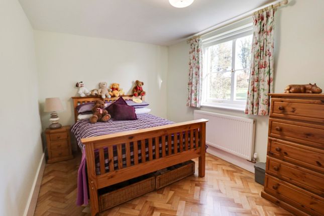 Flat for sale in Sheering Road, Harlow