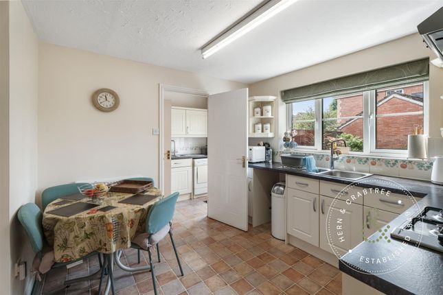 2, Palmers Drive, Cardiff photo 4