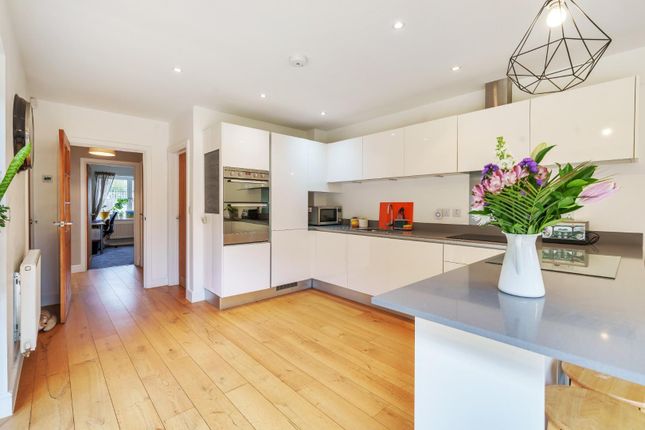5, Woodford Green, Berkeley photo 4