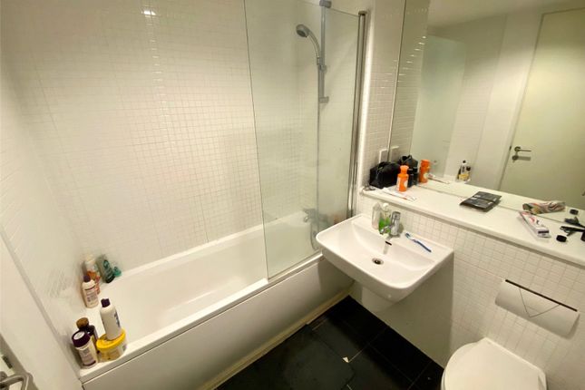 Flat for sale in Canal Street, Nottingham, Nottinghamshire