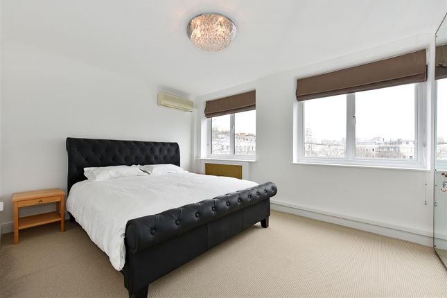 Flat for sale in Campbell Court, 1-7 Queens Gate Gardens, London