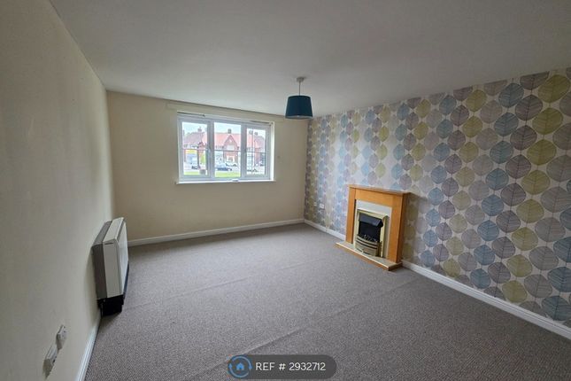 Flat, Waterway Court, Birmingham photo 2