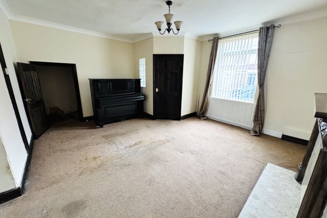 22, North Road East, Wingate photo 4
