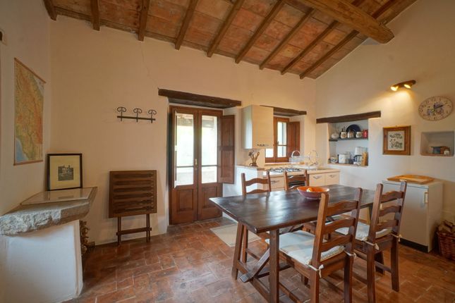 Country house for sale in Sc Del Niccone, Umbertide, Perugia, Umbria, Italy