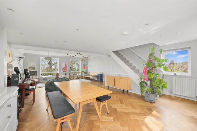 Thumbnail End terrace house to rent in Great Brownings, Dulwich, London
