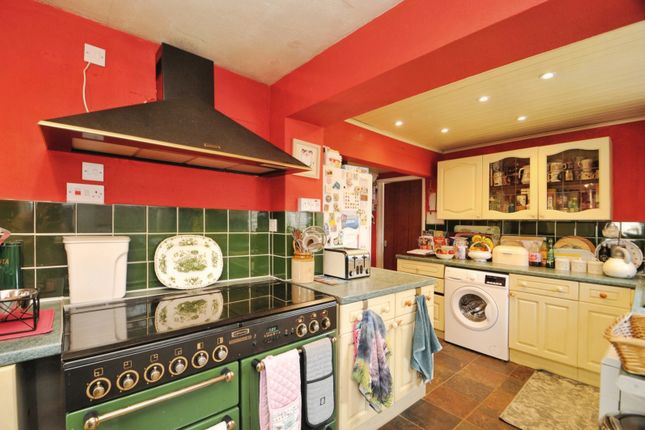 2, St. Margarets Road, North Yorkshire photo 3