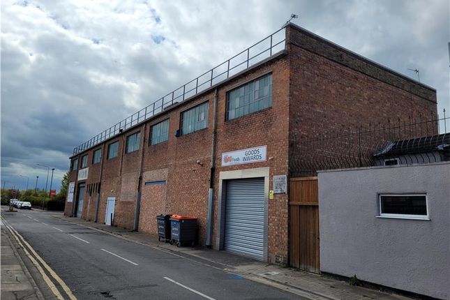 Thumbnail Light industrial to let in Bowling Green Lane, Grimsby