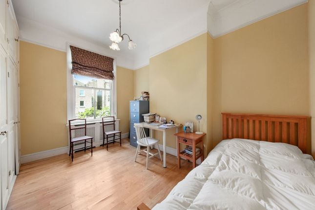 Maisonette for sale in Shirland Road, London