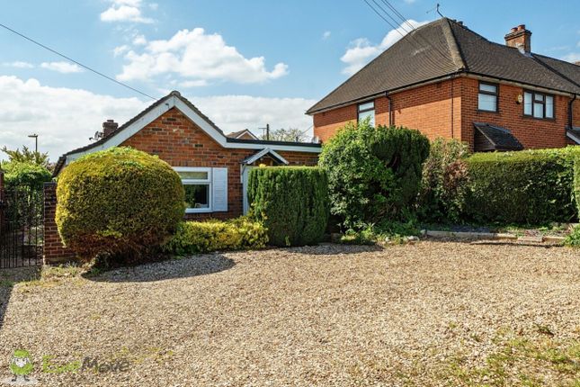 2-bed house on 31, Mulfords Hill, Tadley, £385,000