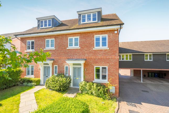 4-bed house on 39 Bryan Gardens, Bracknell, £575,000