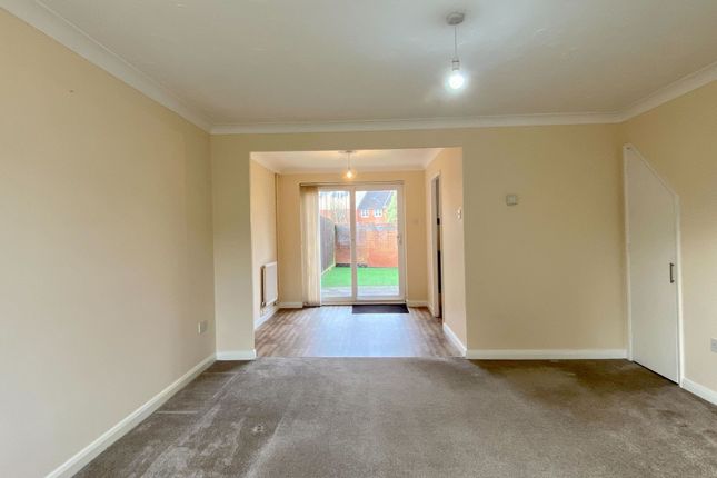 20 Sheldon Court Pollards Way, Taunton photo 3