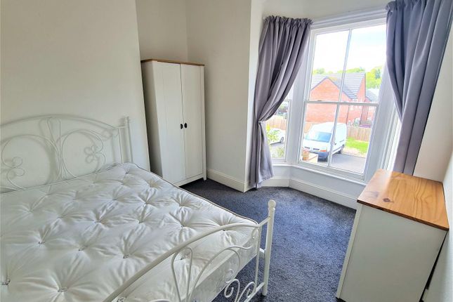 71 Newbridge Crescent, Wolverhampton photo 4