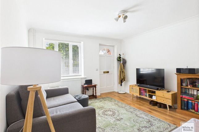 93 Churchwood Drive, Chichester photo 3