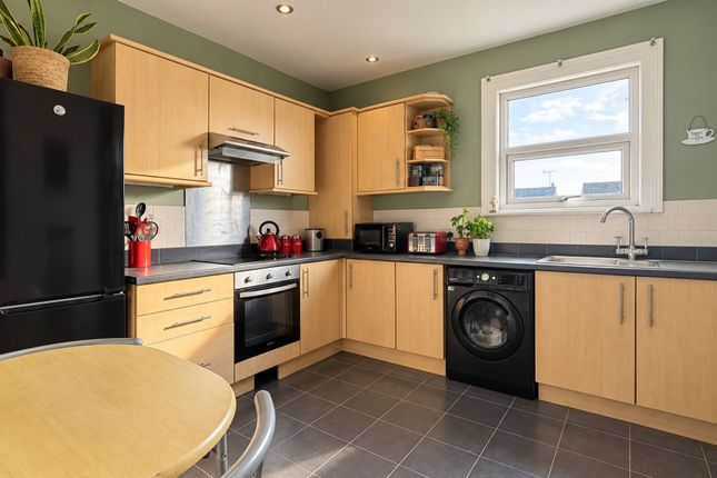 10a Belle Vue Place, Southend-On-Sea photo 3