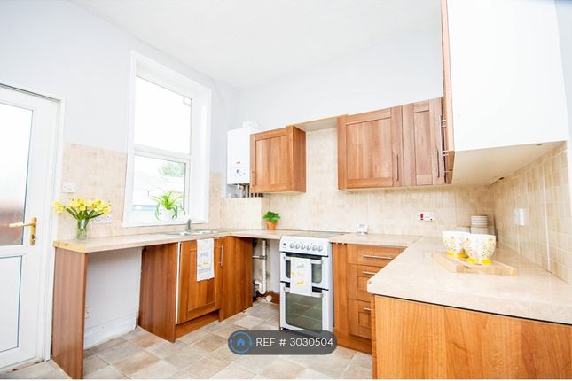 Earl Street, Clayton Le Moors, Accrington photo 5