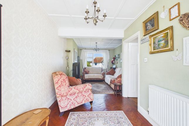6, Osney Avenue, Paignton photo 4