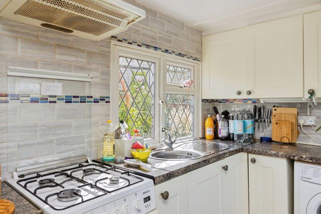 2, Meadow Park, Dart Bridge Road, Buckfastleigh photo 3
