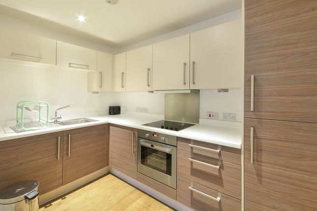 Flat for sale in Upper North Street, London