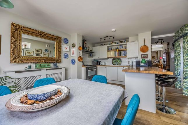 3, St. James Road, Emsworth photo 4