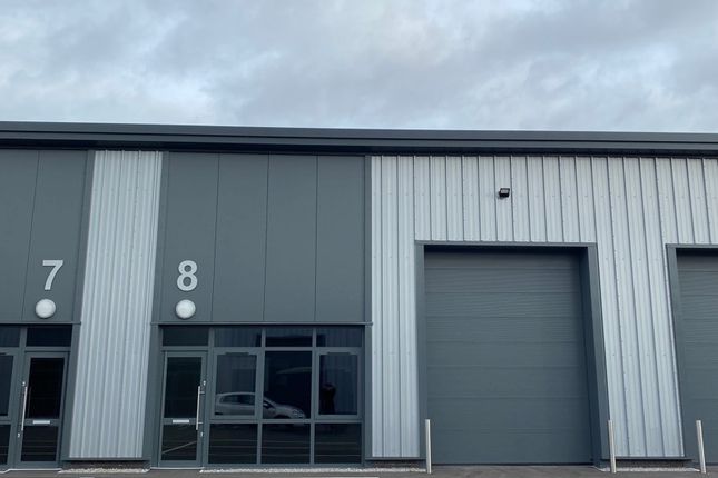 Light industrial to let in Unit 8, Platinum Park, First Avenue, Finningley, Doncaster