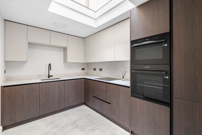 1 Onslow Mews West, Onslow Mews West, London photo 4