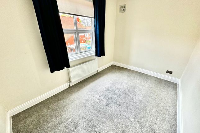 Flat to rent in Devonshire Drive, Scarborough