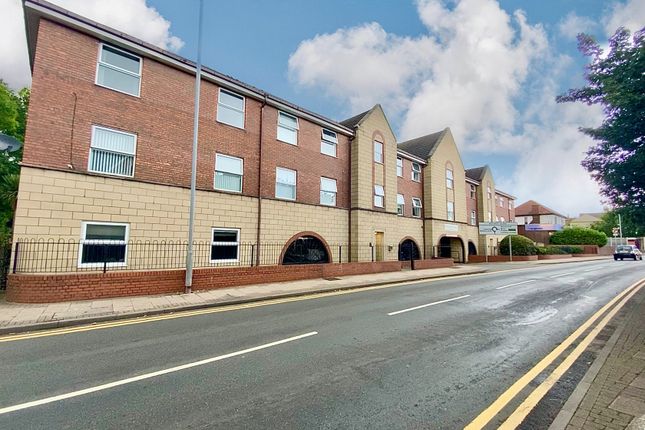 Thumbnail Flat to rent in Park Road, Cannock